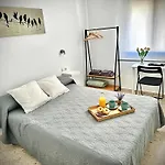 El Rincon De Apolo. Atico Con Aparcamiento Gratis. مالقة